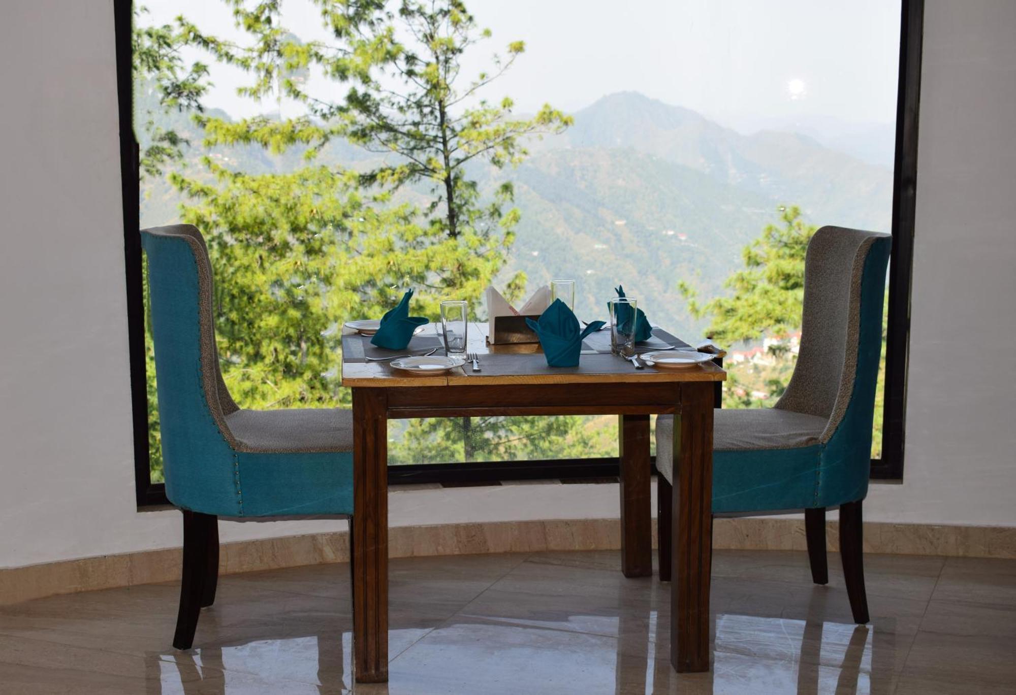 Himalayan Mountain And Valley View - Garden With Bonefire - Ample Parking - Luxury Balcony Rooms -By Aachman Stays!! Mashobra شيملا المظهر الخارجي الصورة