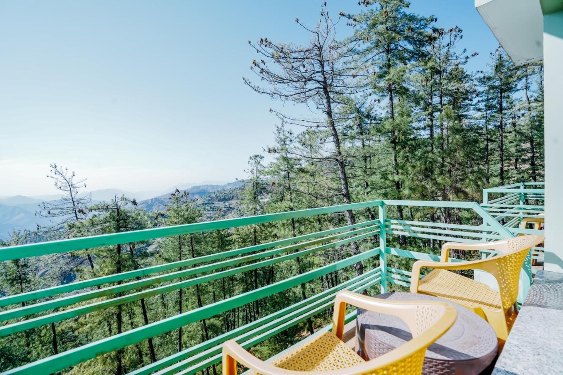 Himalayan Mountain And Valley View - Garden With Bonefire - Ample Parking - Luxury Balcony Rooms -By Aachman Stays!! Mashobra شيملا المظهر الخارجي الصورة